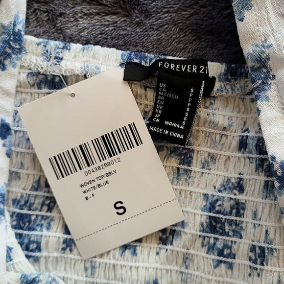 Blouse - Picture 3 of 3